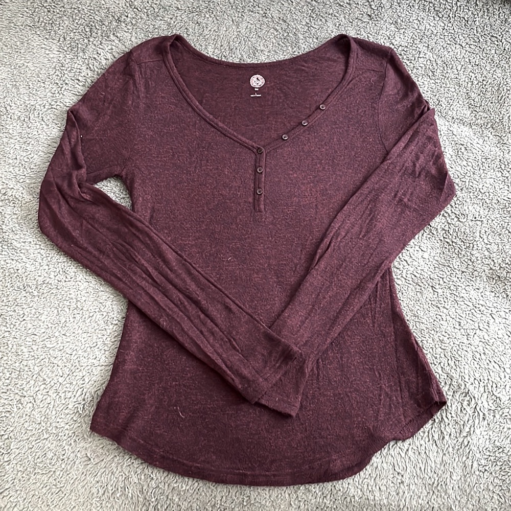 Long-sleeve Henley